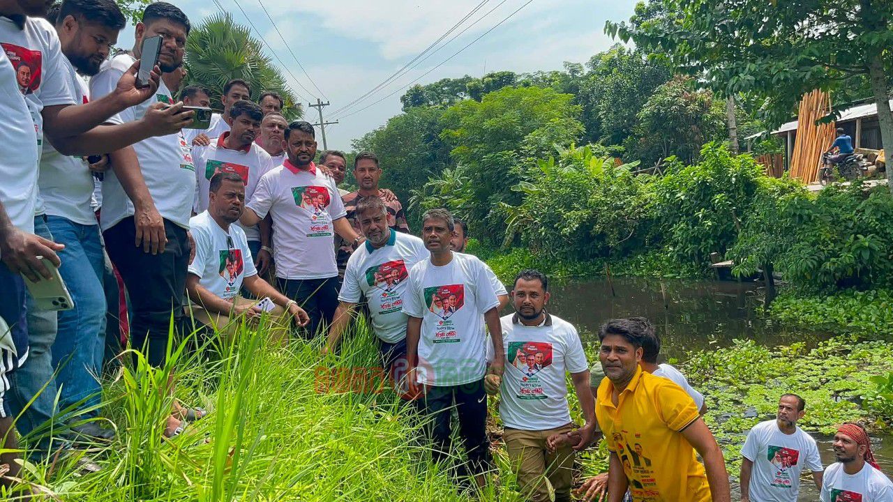 মতলব উত্তরে বিএনপির প্রতিষ্ঠা বার্ষিকী উপলক্ষে খাল পরিস্কার কর্মসূচী পালন করল যুবদল 