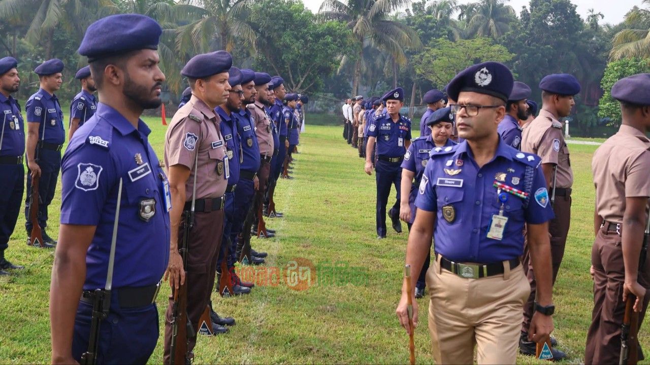 চাঁদপুর জেলা পুলিশের মাস্টার প্যারেড অনুষ্ঠিত
